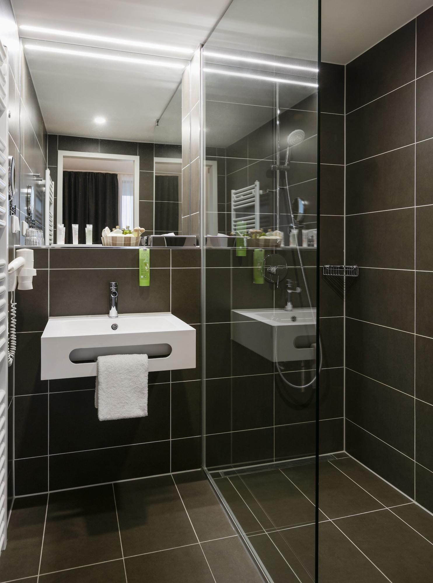 Jufa Hotel Hamburg Hafencity Екстериор снимка